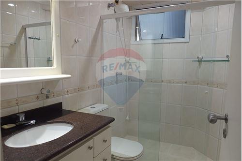 Apartamento para alugar com 3 quartos, 100m² - Foto 31