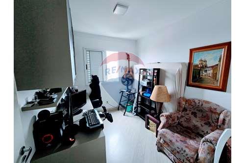 Apartamento à venda com 3 quartos, 91m² - Foto 21