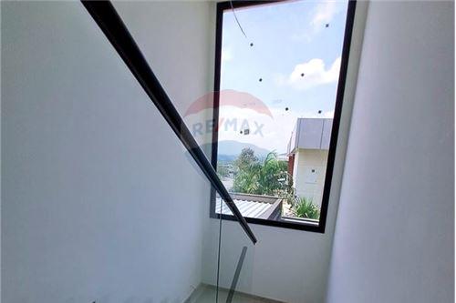 Casa de Condomínio à venda com 2 quartos, 315m² - Foto 26