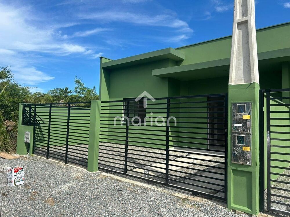Casa à venda com 2 quartos, 60m² - Foto 5
