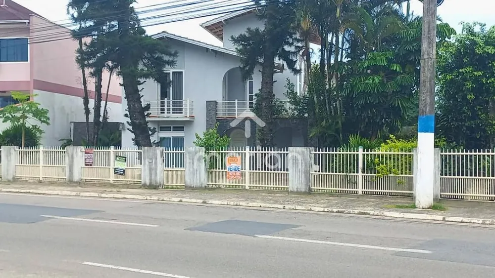 Casa, 4 quartos, 300 m² - Foto 1