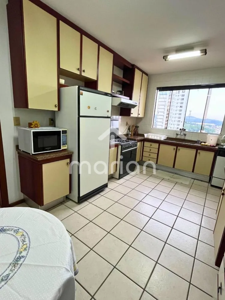 Apartamento, 4 quartos, 204 m² - Foto 5