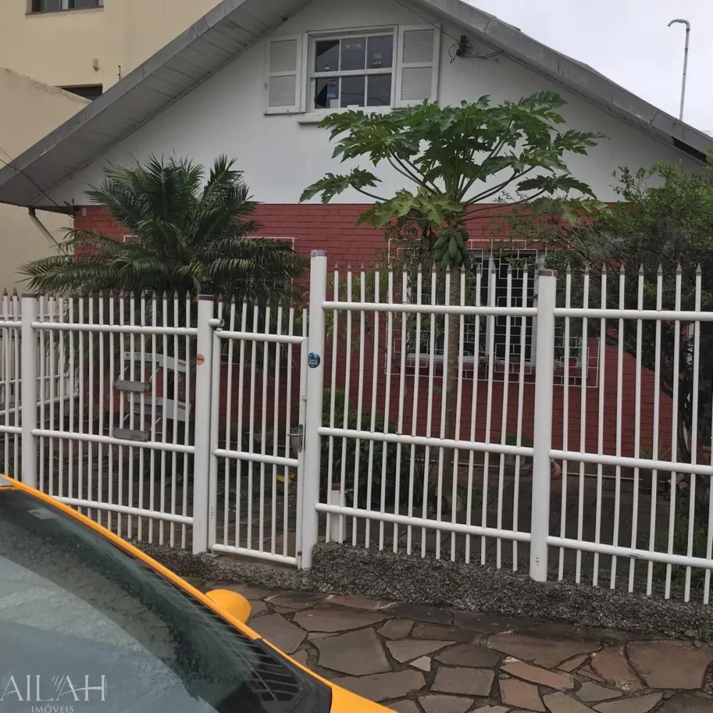 Casa, 6 quartos, 80 m² - Foto 1