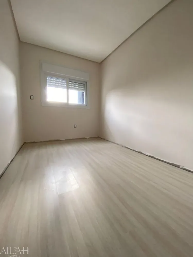 Casa, 4 quartos, 266 m² - Foto 2