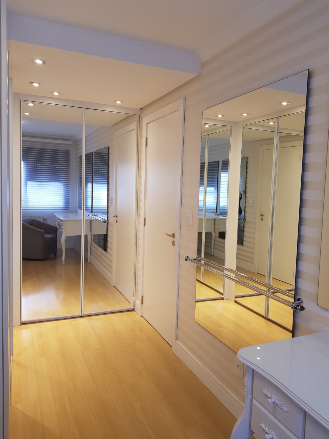 Apartamento à venda com 3 quartos, 122m² - Foto 14