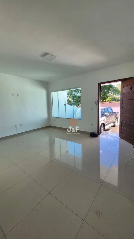 Casa, 3 quartos, 135 m² - Foto 2
