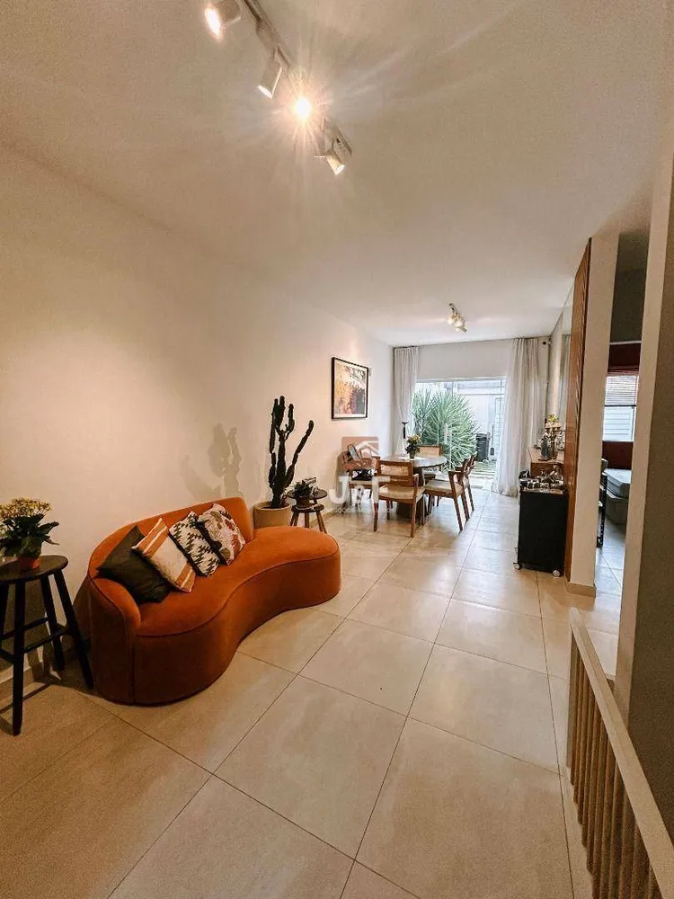 Casa, 4 quartos - Foto 2