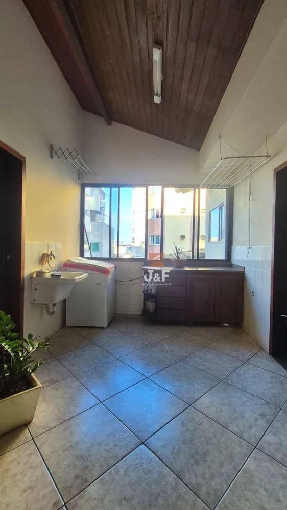 Apartamento, 3 quartos, 146 m² - Foto 3