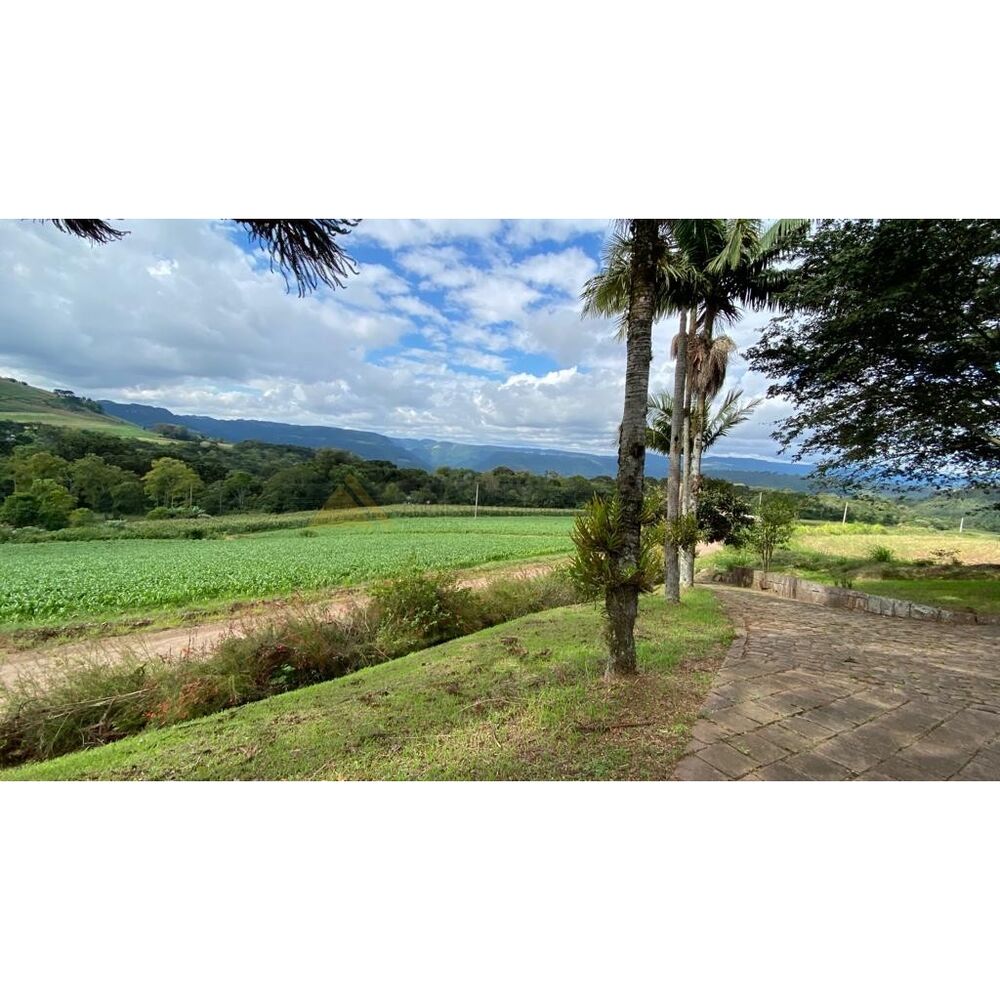 Chácara à venda com 4 quartos, 23000m² - Foto 1