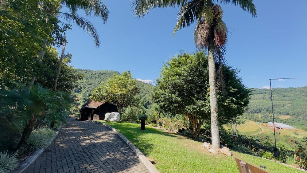 Sítio à venda com 5 quartos, 230m² - Foto 2