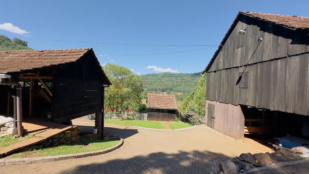 Sítio à venda com 5 quartos, 230m² - Foto 29
