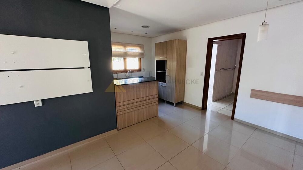 Casa à venda com 2 quartos, 95m² - Foto 5