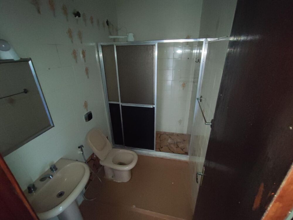 Casa à venda com 6 quartos - Foto 4