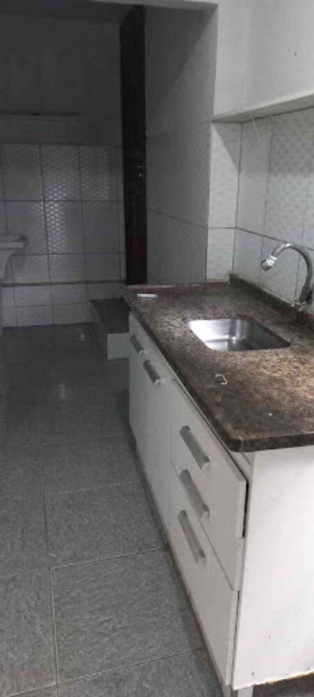 Casa à venda com 7 quartos, 104m² - Foto 7