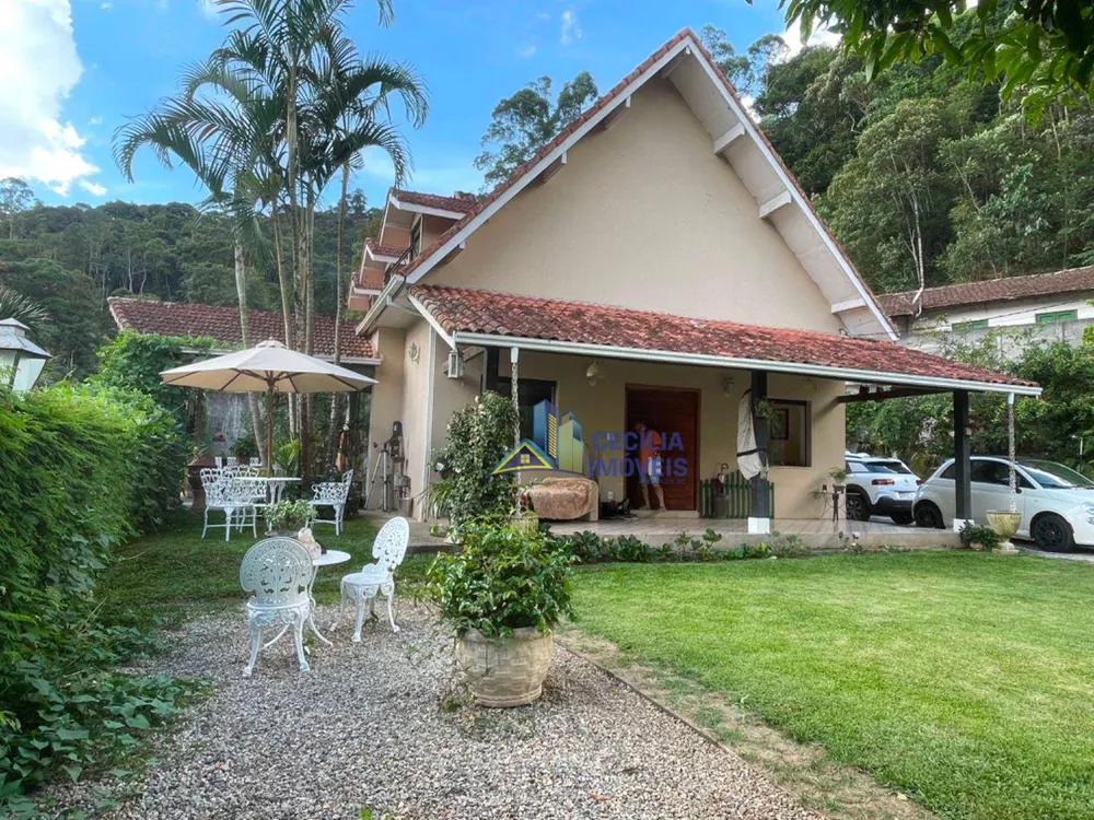 Casa à venda com 4 quartos, 1000M2 - Foto 1