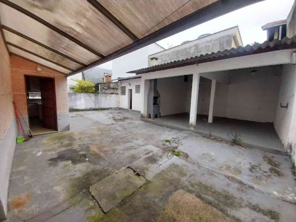 Casa à venda com 3 quartos, 117m² - Foto 4