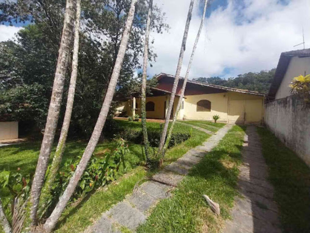 Casa à venda com 2 quartos, 166m² - Foto 4