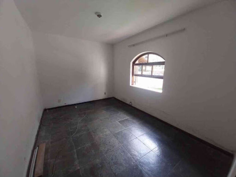 Casa à venda com 2 quartos, 166m² - Foto 8