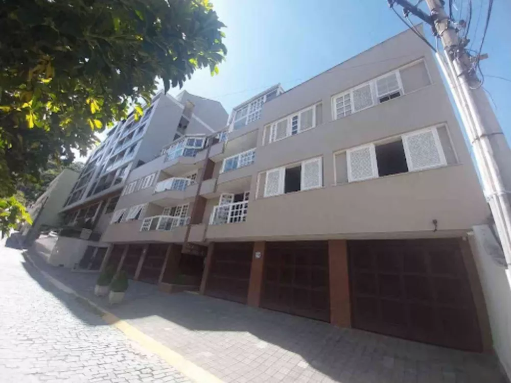 Apartamento, 3 quartos, 262 m² - Foto 1