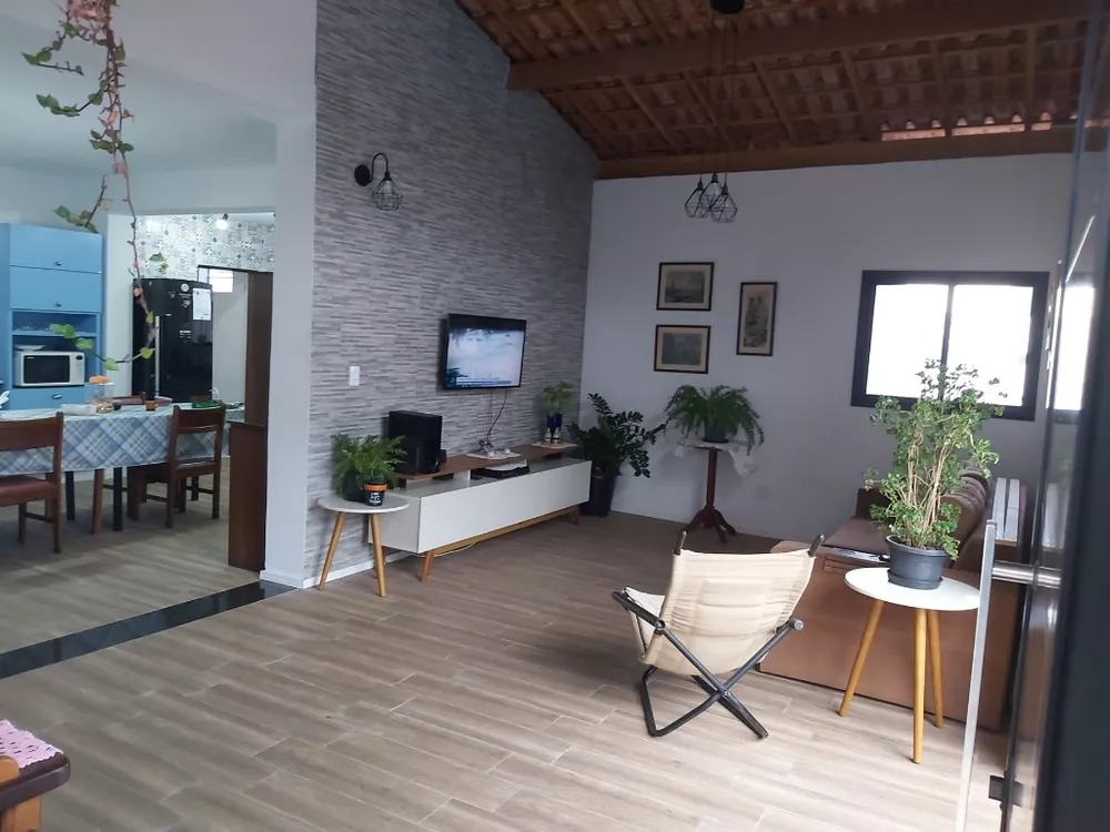 Casa à venda com 3 quartos, 178m² - Foto 3