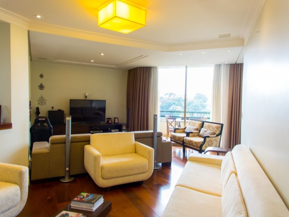Apartamento, 3 quartos, 248 m² - Foto 2