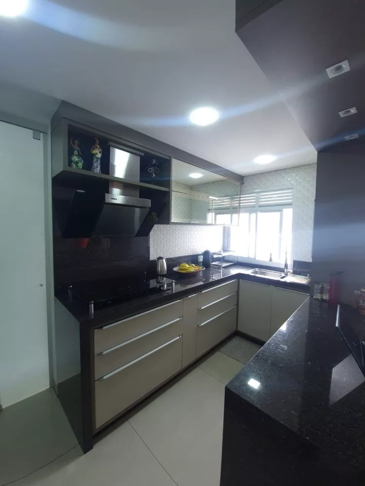 Apartamento à venda com 3 quartos, 103m² - Foto 4