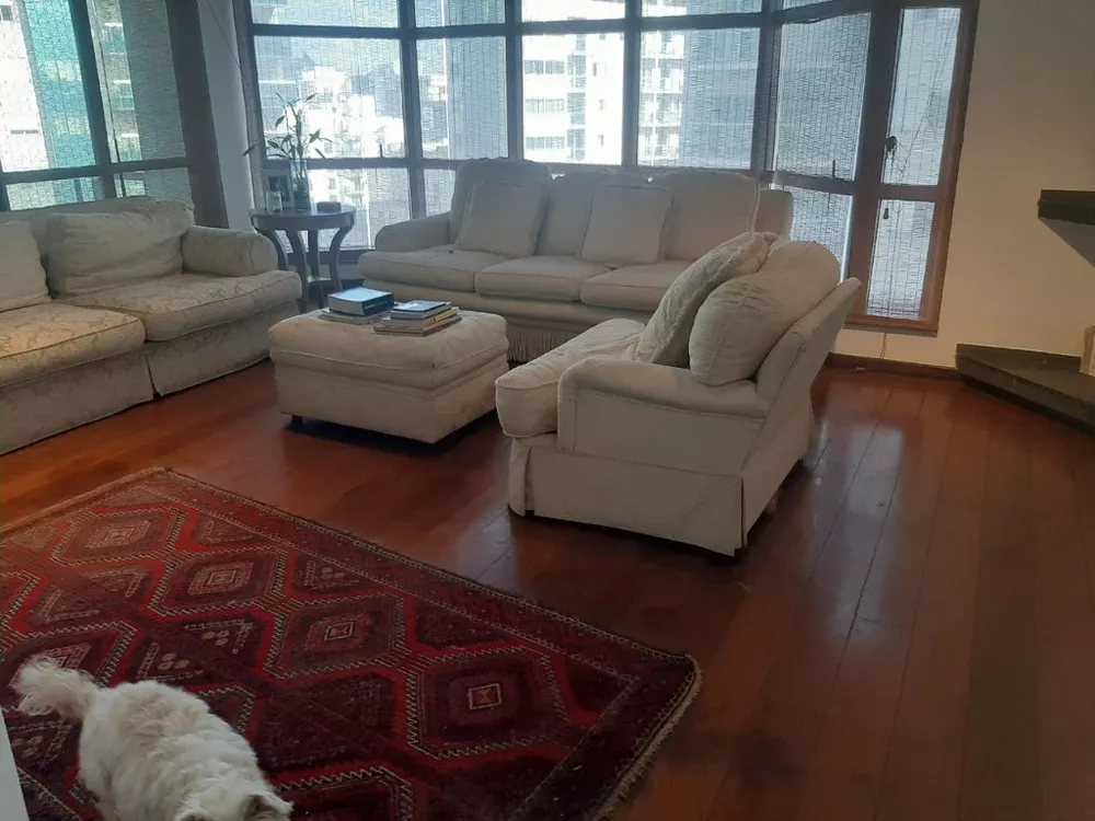 Apartamento à venda com 4 quartos, 181m² - Foto 1