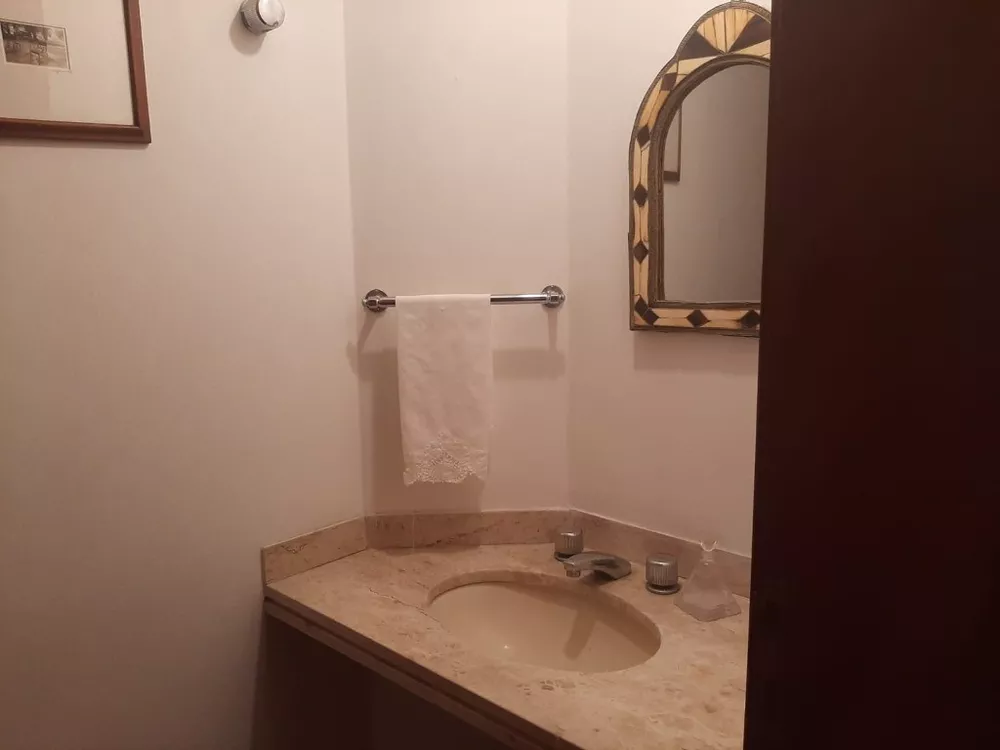 Apartamento à venda com 4 quartos, 181m² - Foto 3