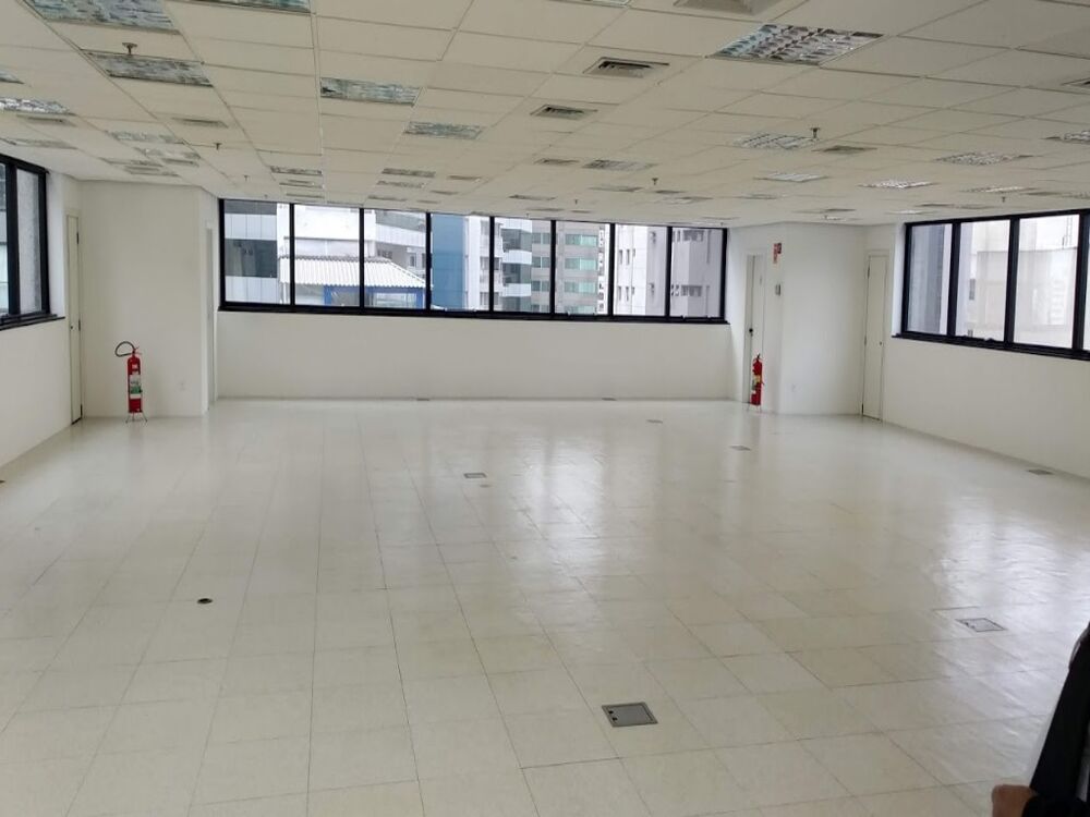 Prédio Inteiro, 2599 m² - Foto 1