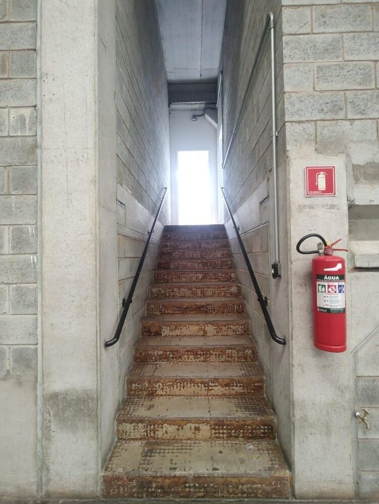 Depósito-Galpão-Armazém para alugar, 1025m² - Foto 3