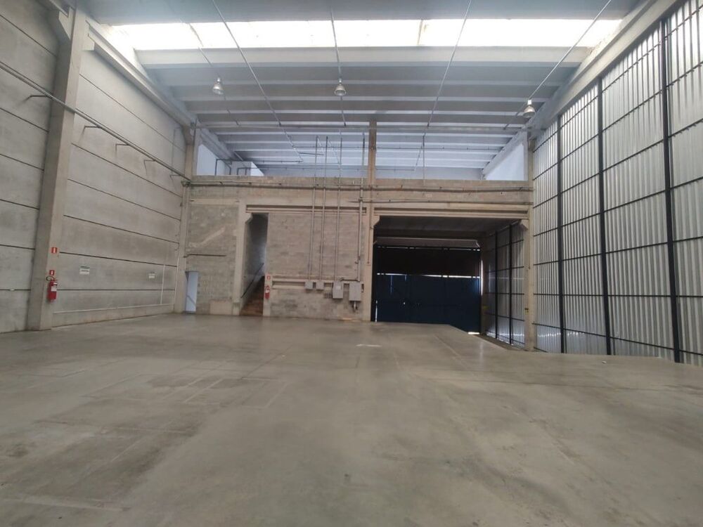 Depósito-Galpão-Armazém para alugar, 1025m² - Foto 8