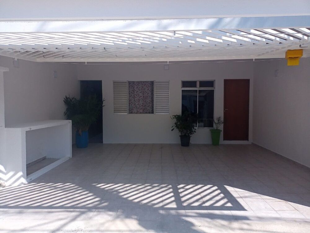 Casa, 4 quartos, 235 m² - Foto 2