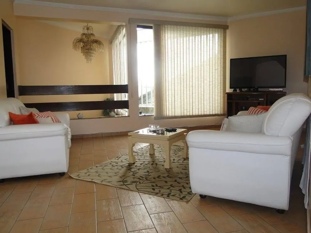 Casa, 4 quartos, 630 m² - Foto 2
