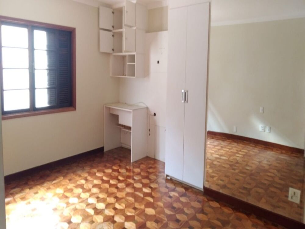 Casa, 3 quartos, 250 m² - Foto 13