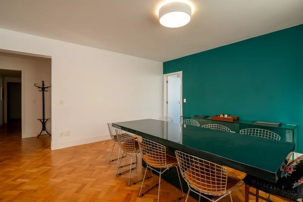 Apartamento para alugar com 2 quartos, 207m² - Foto 4