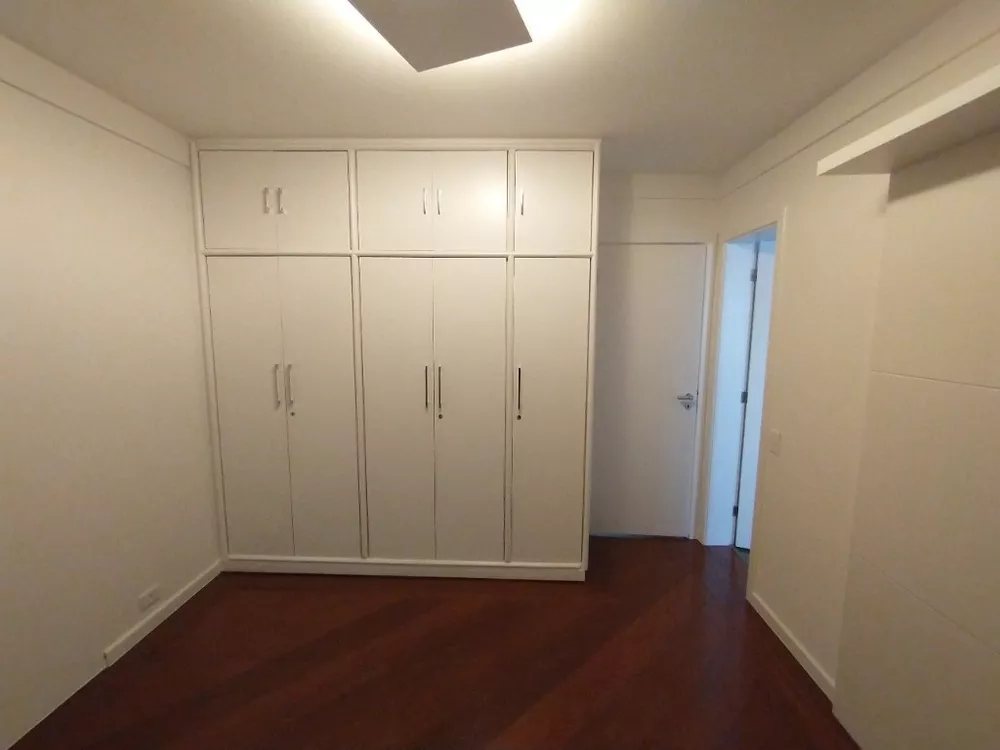 Apartamento à venda e aluguel com 3 quartos, 197m² - Foto 8