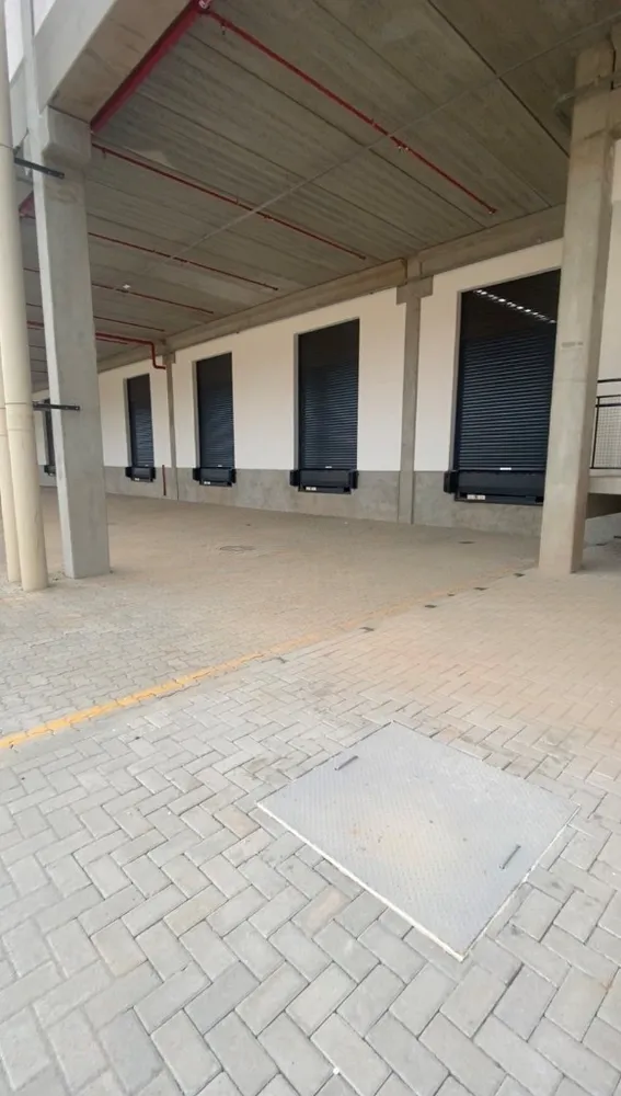 Depósito-Galpão, 9304 m² - Foto 1