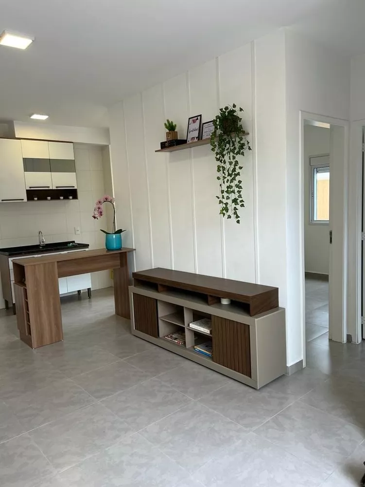 Apartamento à venda com 2 quartos, 76m² - Foto 2