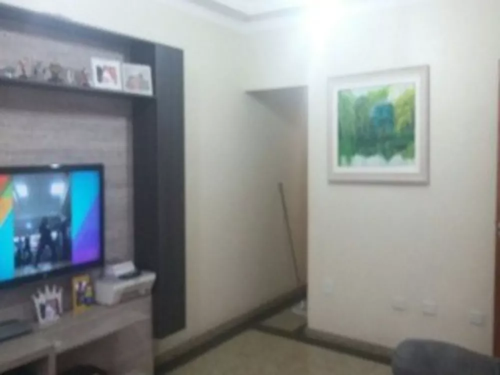 Casa à venda com 3 quartos, 150m² - Foto 1