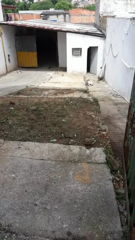 Terreno à venda, 240m² - Foto 1