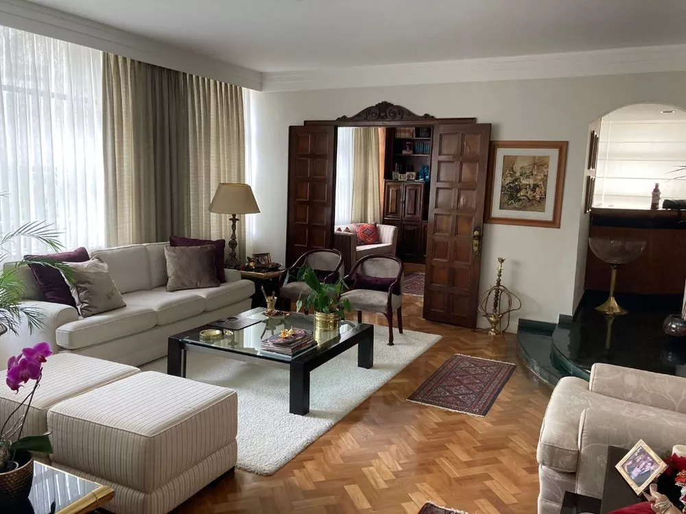 Apartamento à venda e aluguel com 4 quartos, 275m² - Foto 1