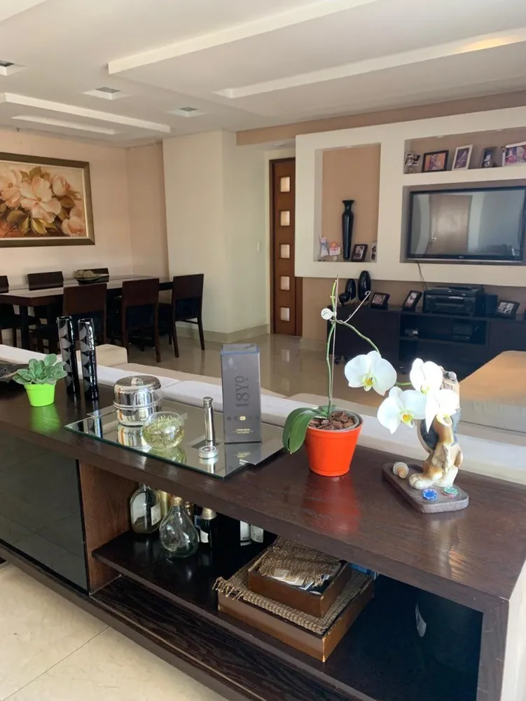 Apartamento, 3 quartos, 123 m² - Foto 2