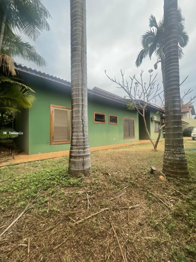 Casa de Condomínio à venda com 4 quartos, 472m² - Foto 1