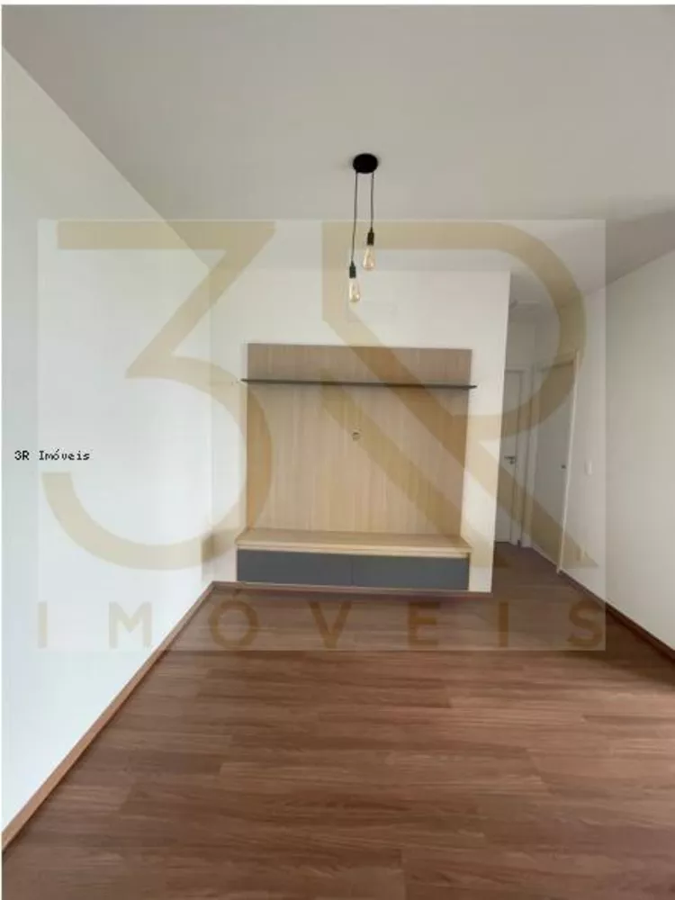 Apartamento à venda com 2 quartos, 64m² - Foto 4