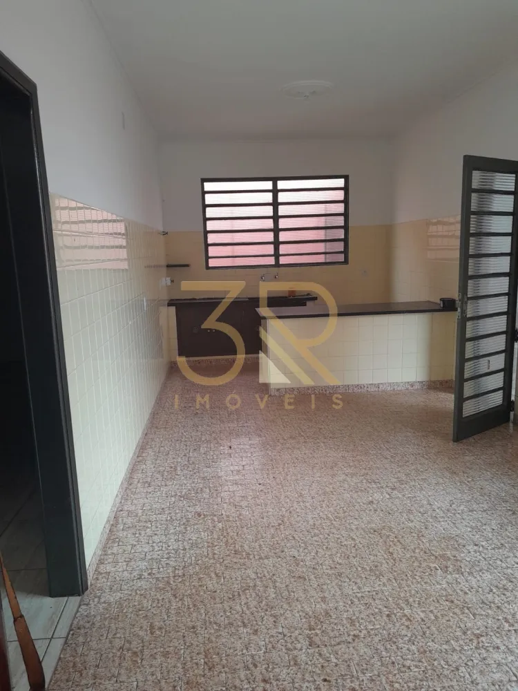 Casa, 4 quartos, 206 m² - Foto 1