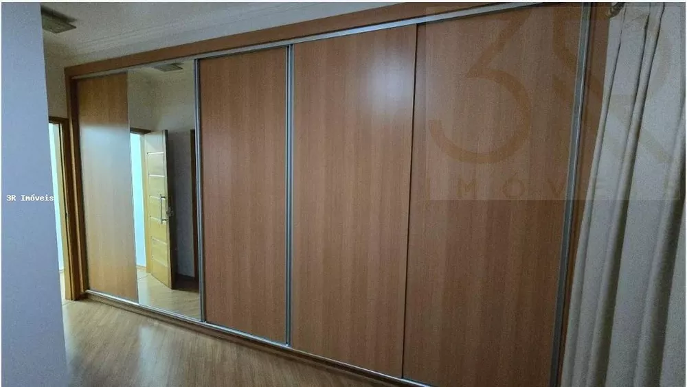 Casa, 5 quartos, 140 m² - Foto 2