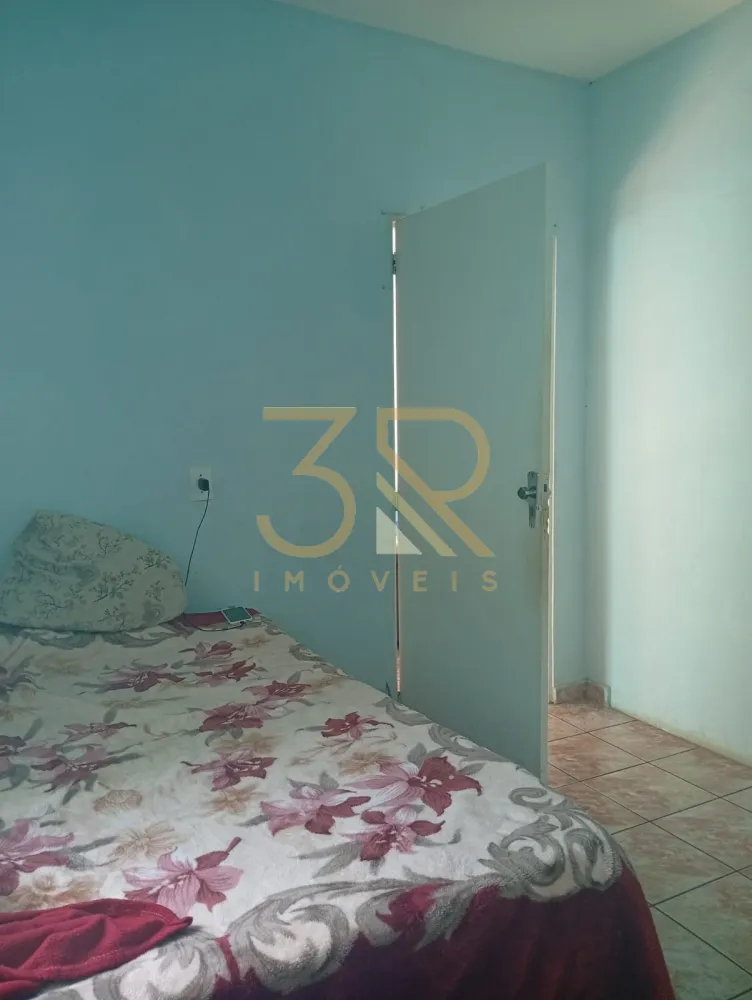 Casa, 4 quartos, 182 m² - Foto 1