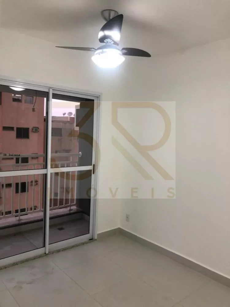 Apartamento à venda com 2 quartos, 61m² - Foto 1