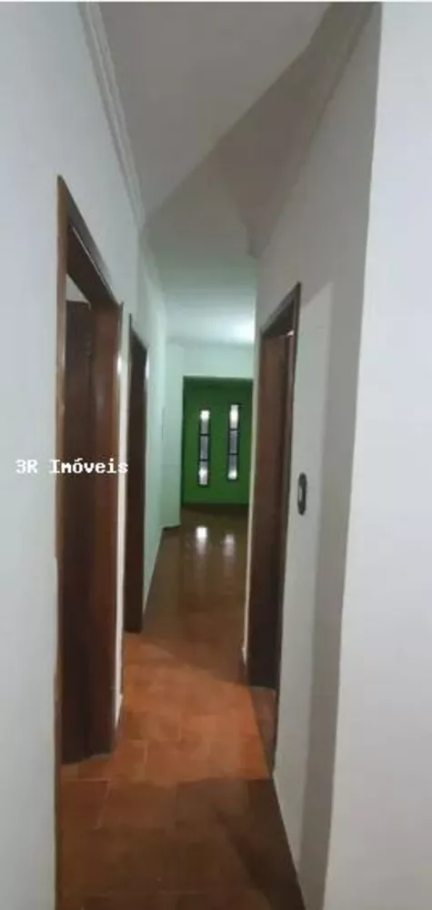 Casa à venda com 3 quartos, 170m² - Foto 4