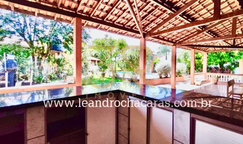 Chácara, 3 quartos, 1382 m² - Foto 4